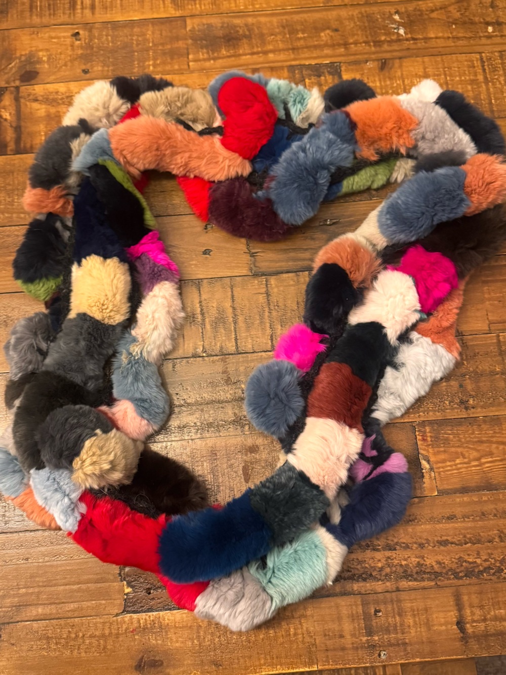 ADRIENNE LANDAU‎ Faux Fur Pom Scarf